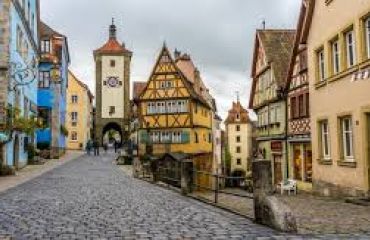 High School na Europa - Partida em Agosto 2026 e Janeiro 2027